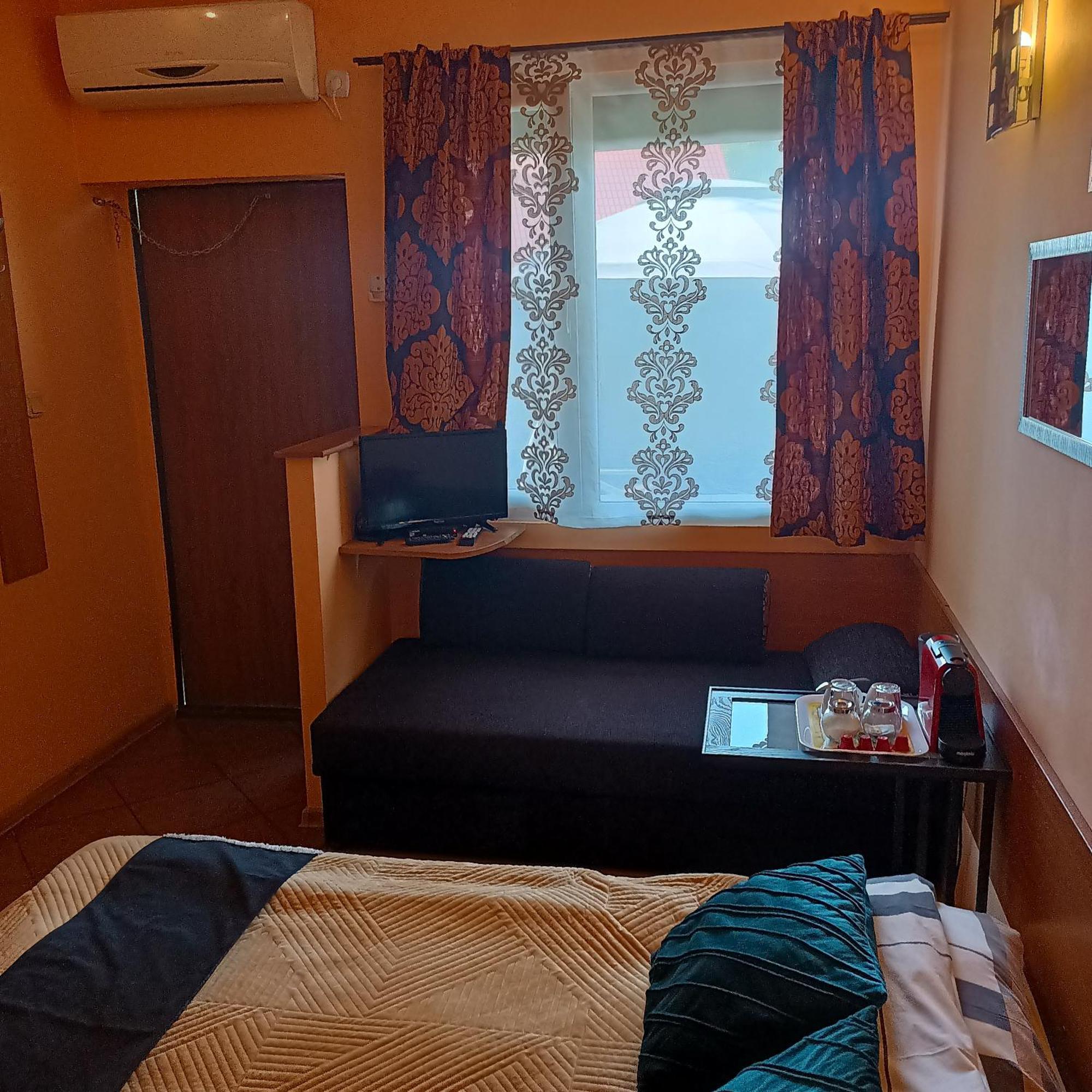 "Vanilla" Pokoje I Apartamenty Nad Brzegiem Jeziora Okuninka Exterior foto