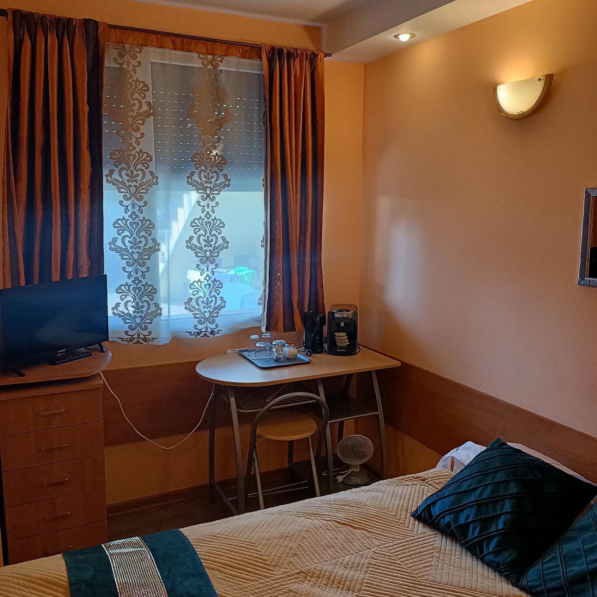 "Vanilla" Pokoje I Apartamenty Nad Brzegiem Jeziora Okuninka Exterior foto