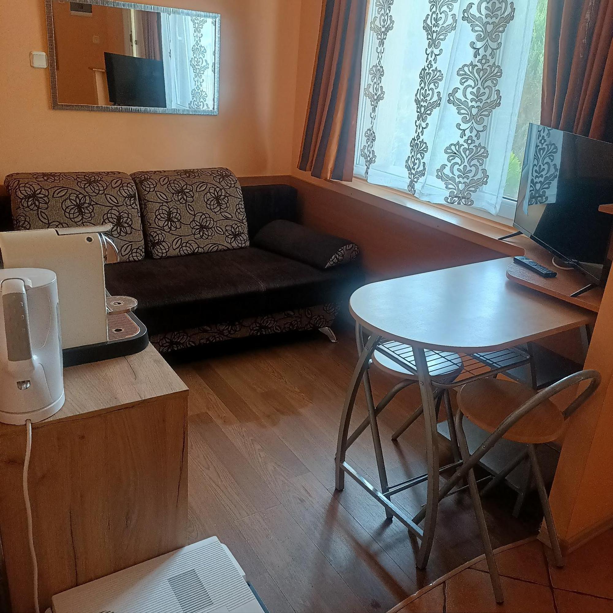 "Vanilla" Pokoje I Apartamenty Nad Brzegiem Jeziora Okuninka Exterior foto